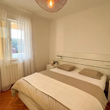With Parking Space - 180 * Корчула