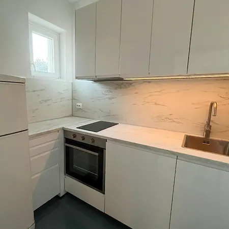 Apartman With Parking Space - 180 Korčula