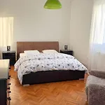 Apartman With Parking Space - 180