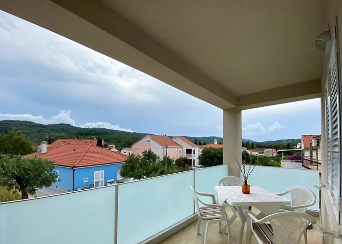 公寓 With Parking Space - 180